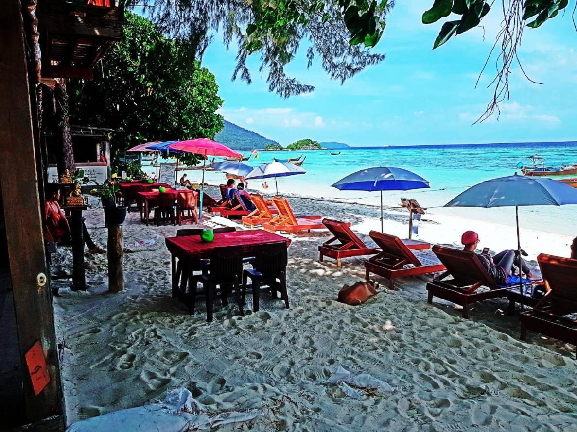 Zanom Sunrise Beach Resort Koh Lipe Exterior foto